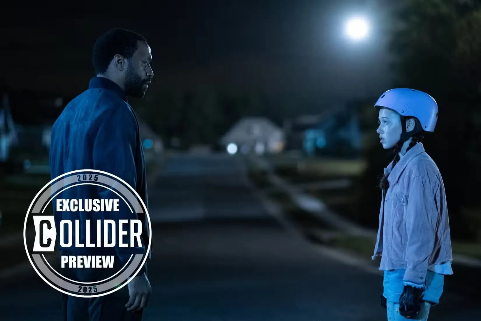 查克的一生新剧照曝光：麦克格劳与埃杰弗的紧张对峙