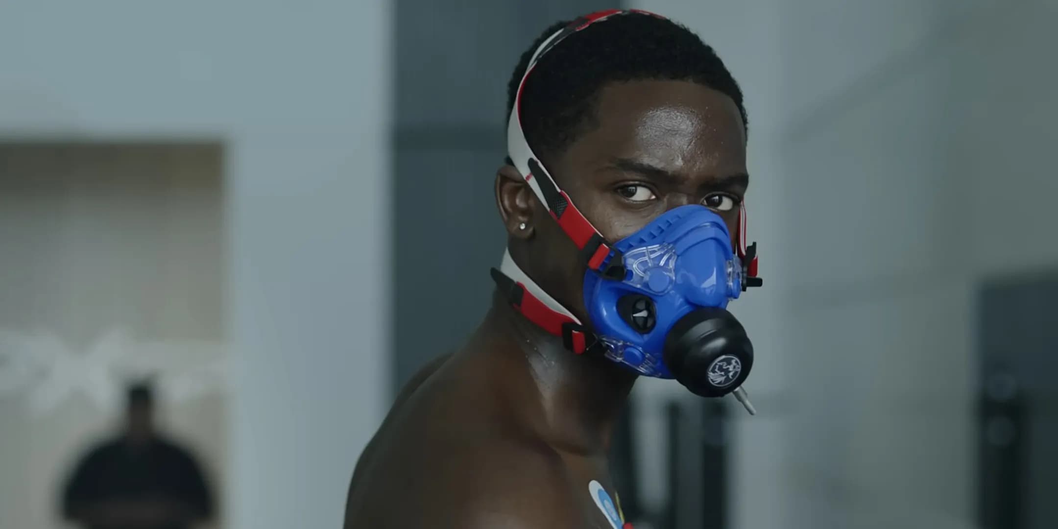 F1狂飙飞车首周票房创纪录，布拉德·皮特领衔赛车大片引爆暑期档