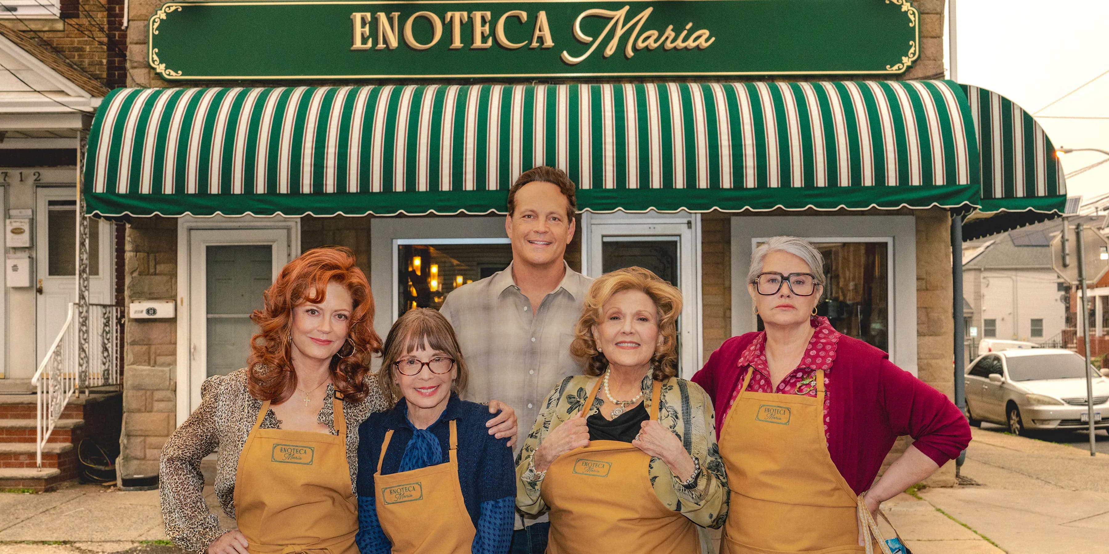 从正剧到喜剧的华丽转身:文斯·沃恩主演,奶奶餐厅获烂番茄好评